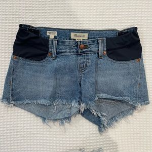 MADEWELL Maternity Relaxed Denim Shorts With Side Panel (SIZE 26)